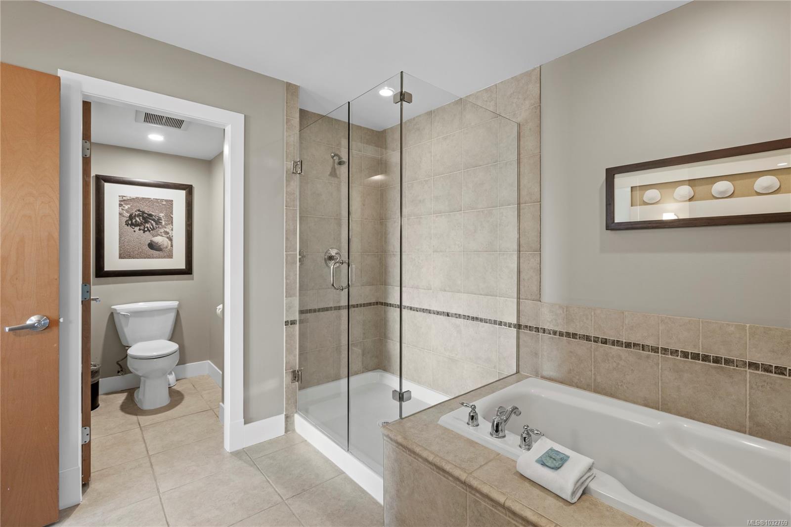 181 Beachside Dr Unit: 329/330C