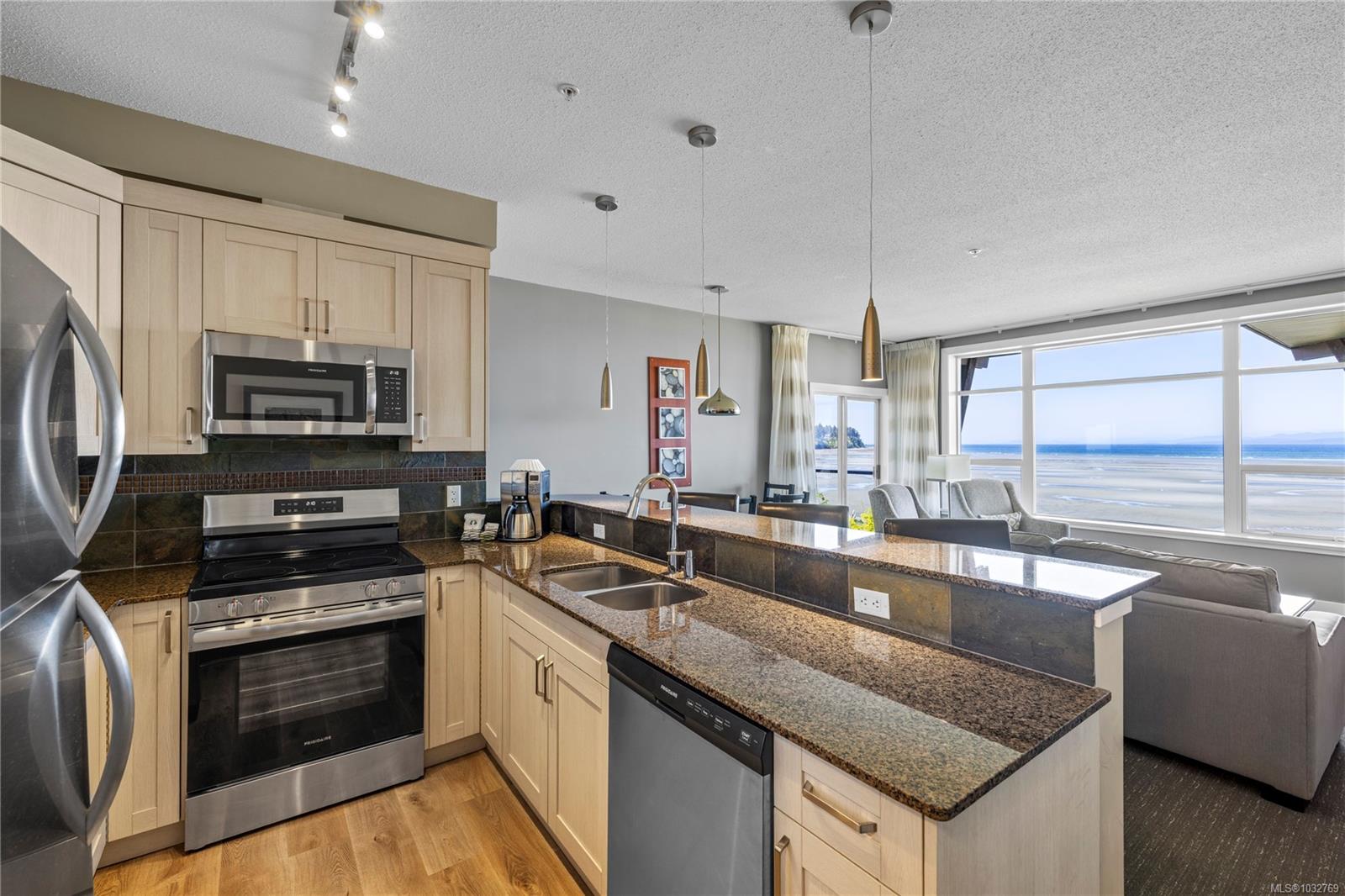 181 Beachside Dr Unit: 329/330C