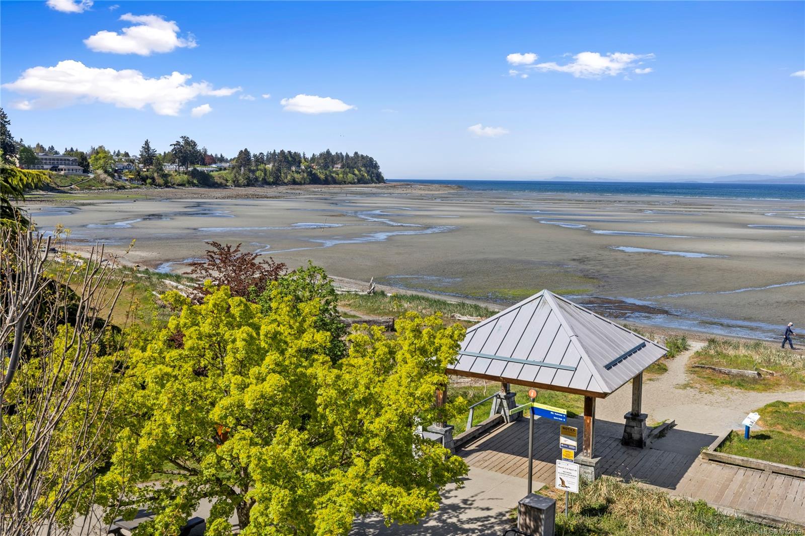 181 Beachside Dr Unit: 329/330C