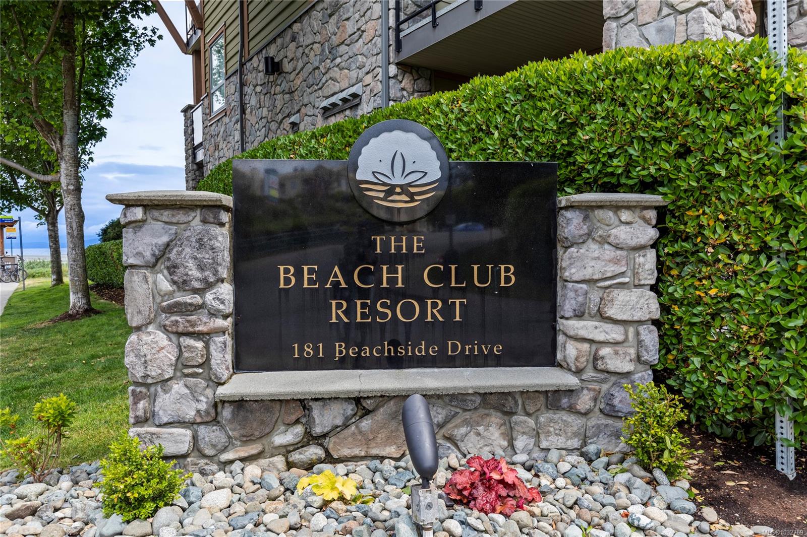 181 Beachside Dr Unit: 329/330C
