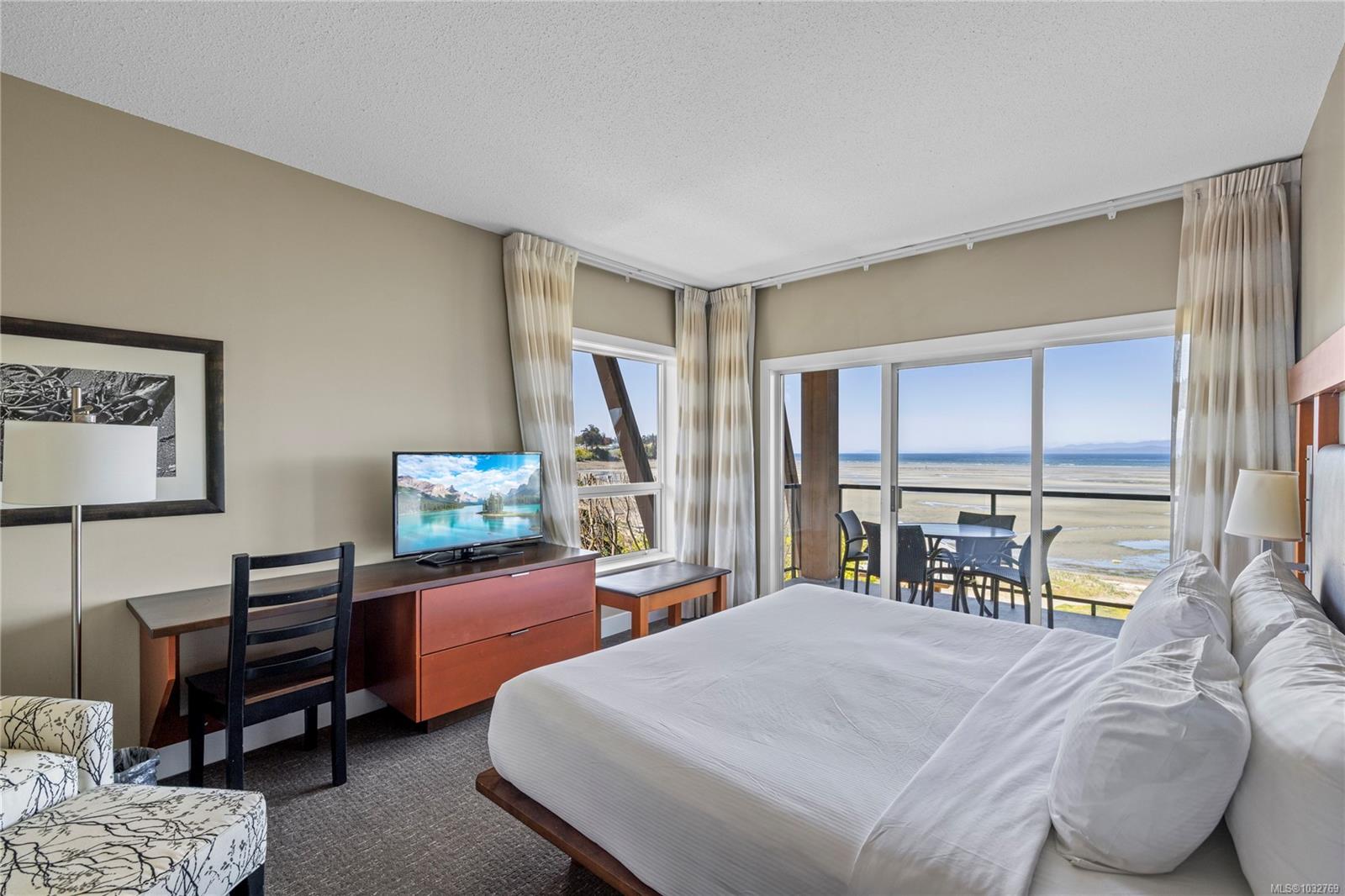 181 Beachside Dr Unit: 329/330C