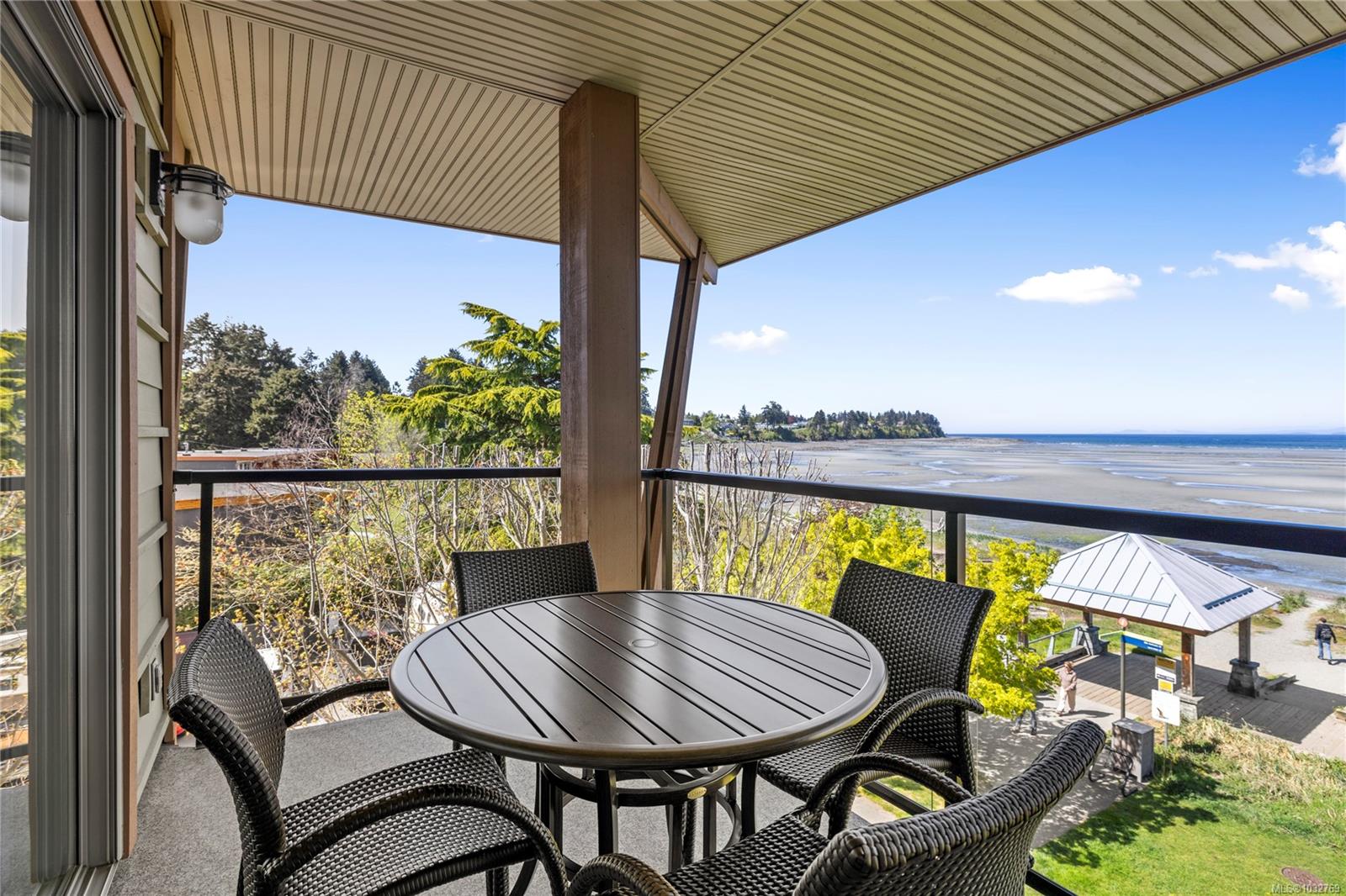 181 Beachside Dr Unit: 329/330C