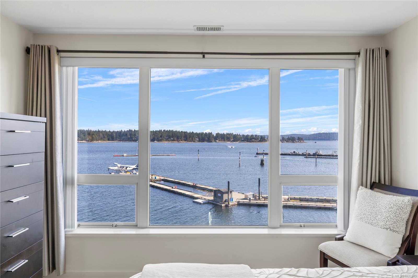 38 Front St Unit: TH25