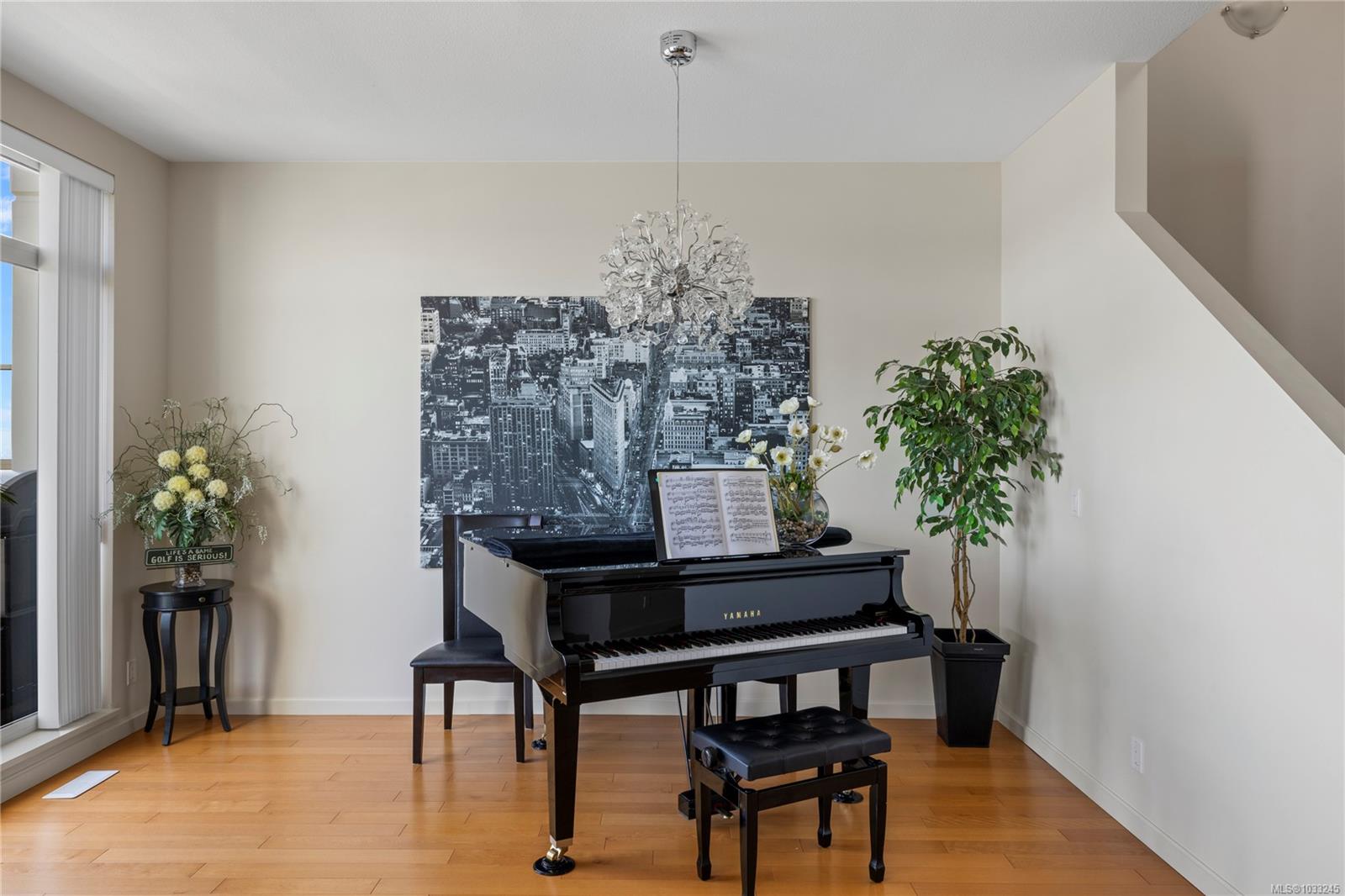 38 Front St Unit: TH25