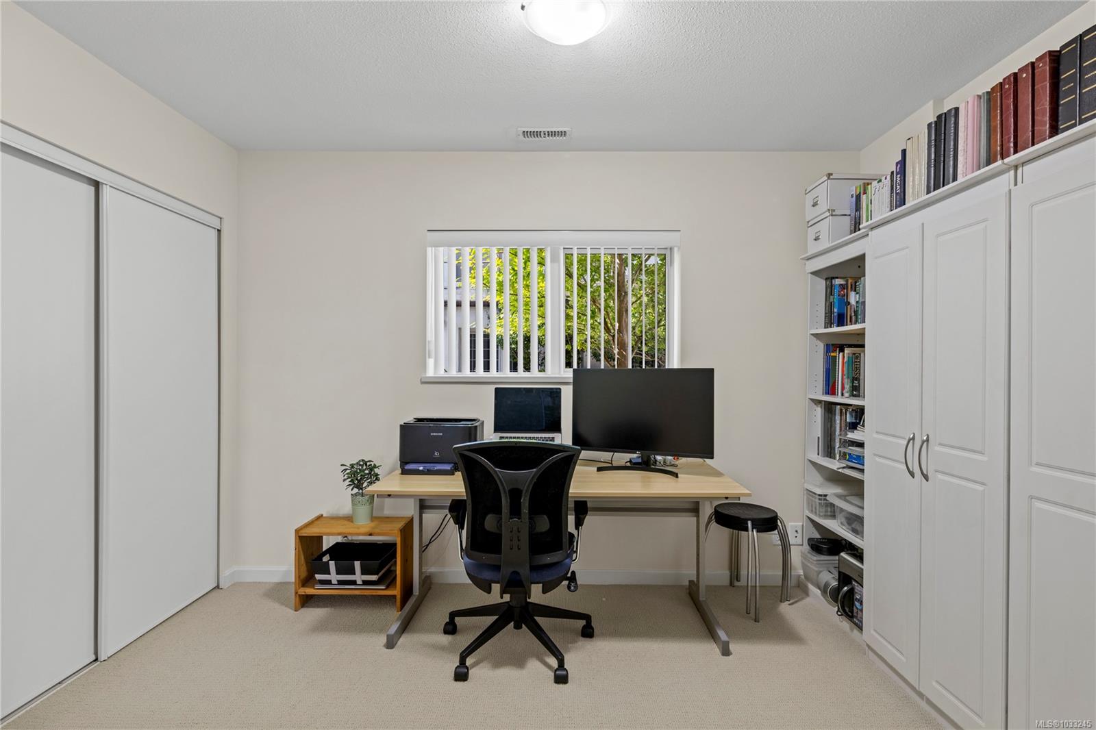 38 Front St Unit: TH25