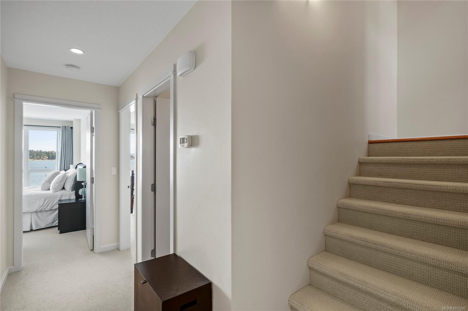 38 Front St Unit: TH25