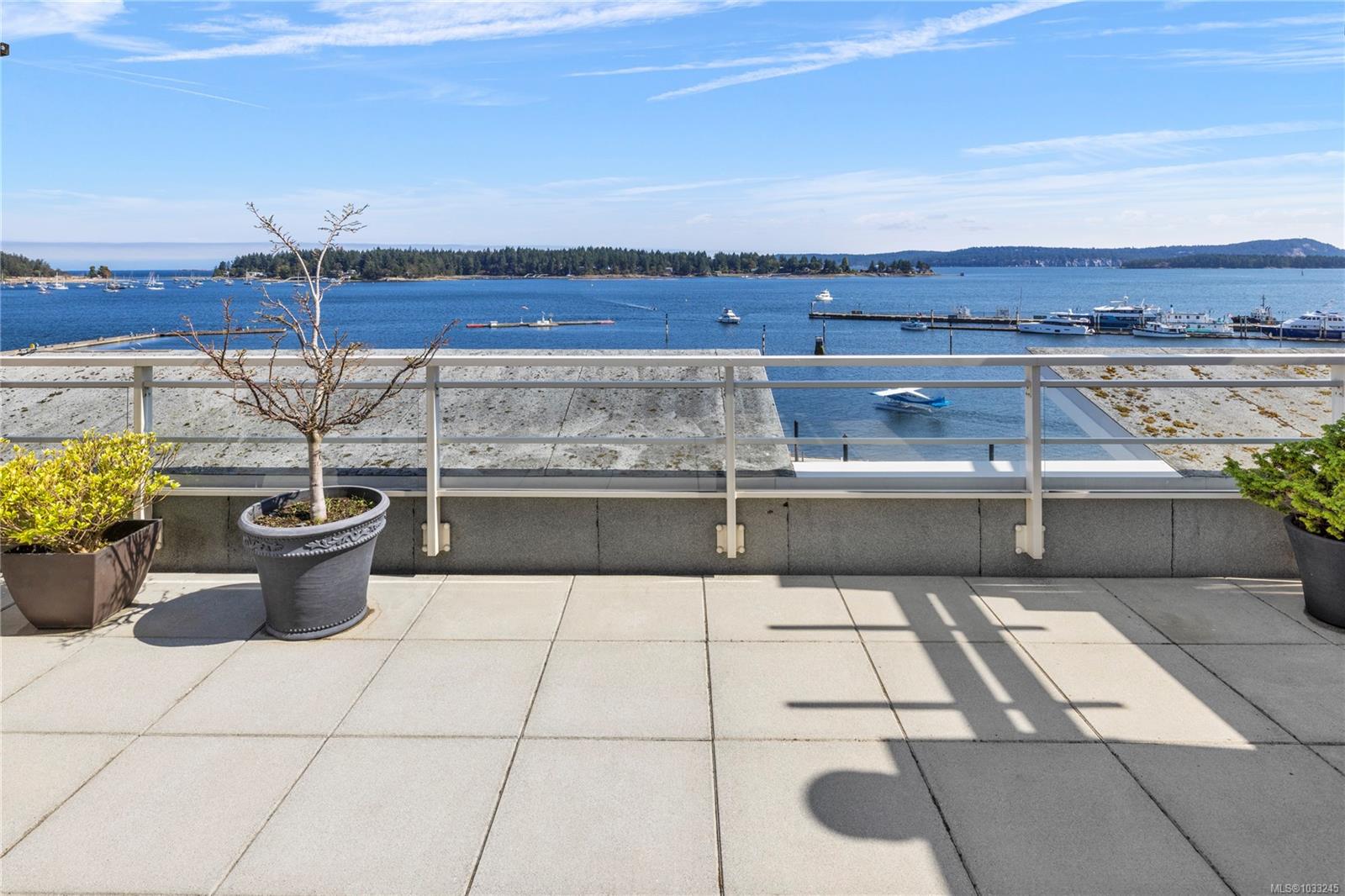 38 Front St Unit: TH25