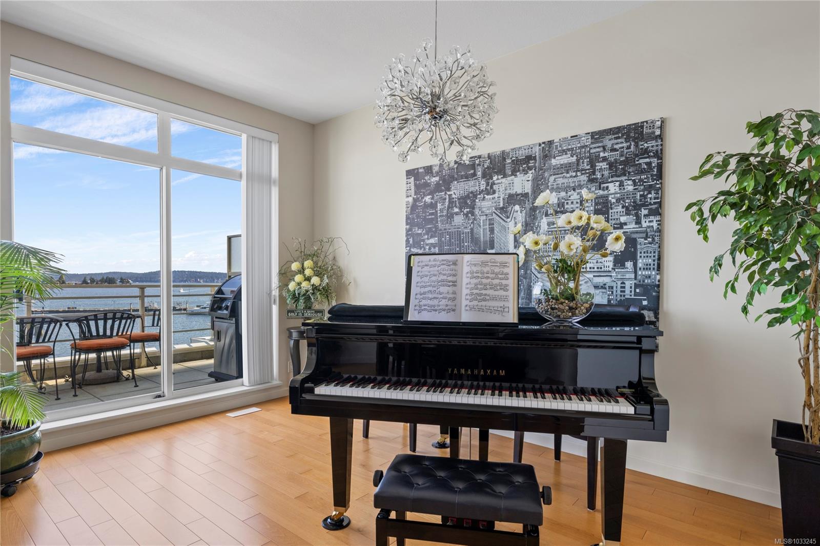 38 Front St Unit: TH25