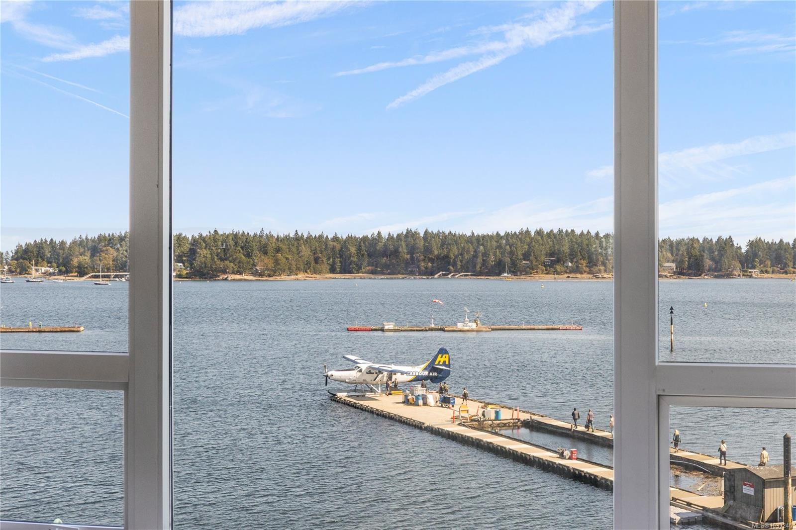 38 Front St Unit: TH25