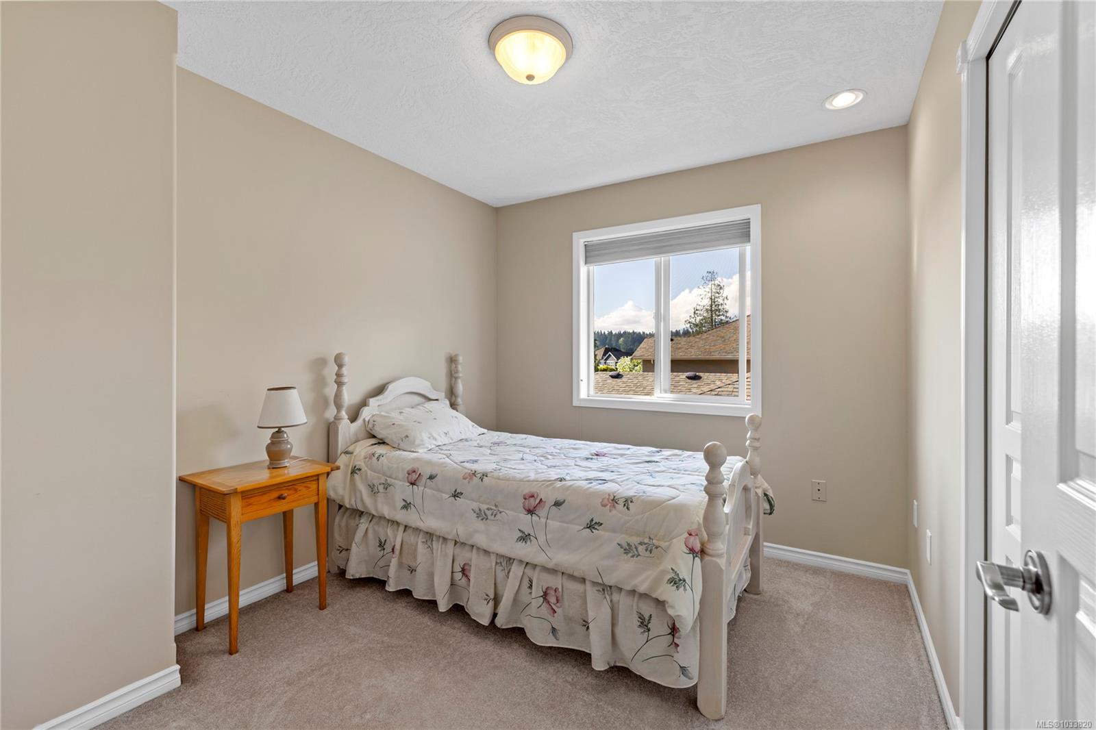 5857 Quarry Cres