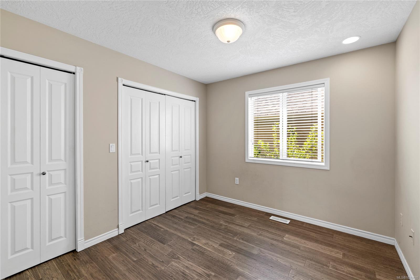5857 Quarry Cres