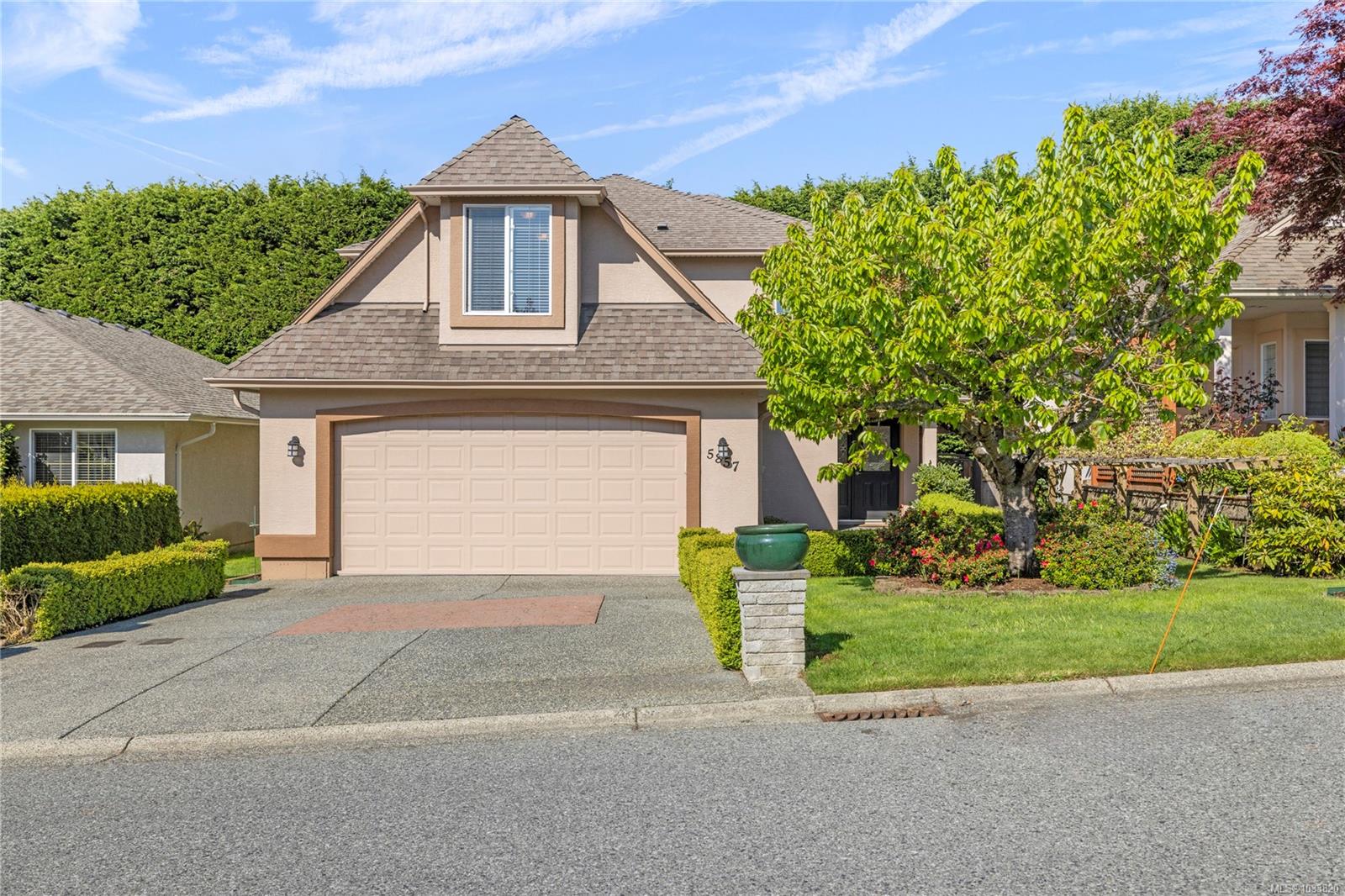 5857 Quarry Cres