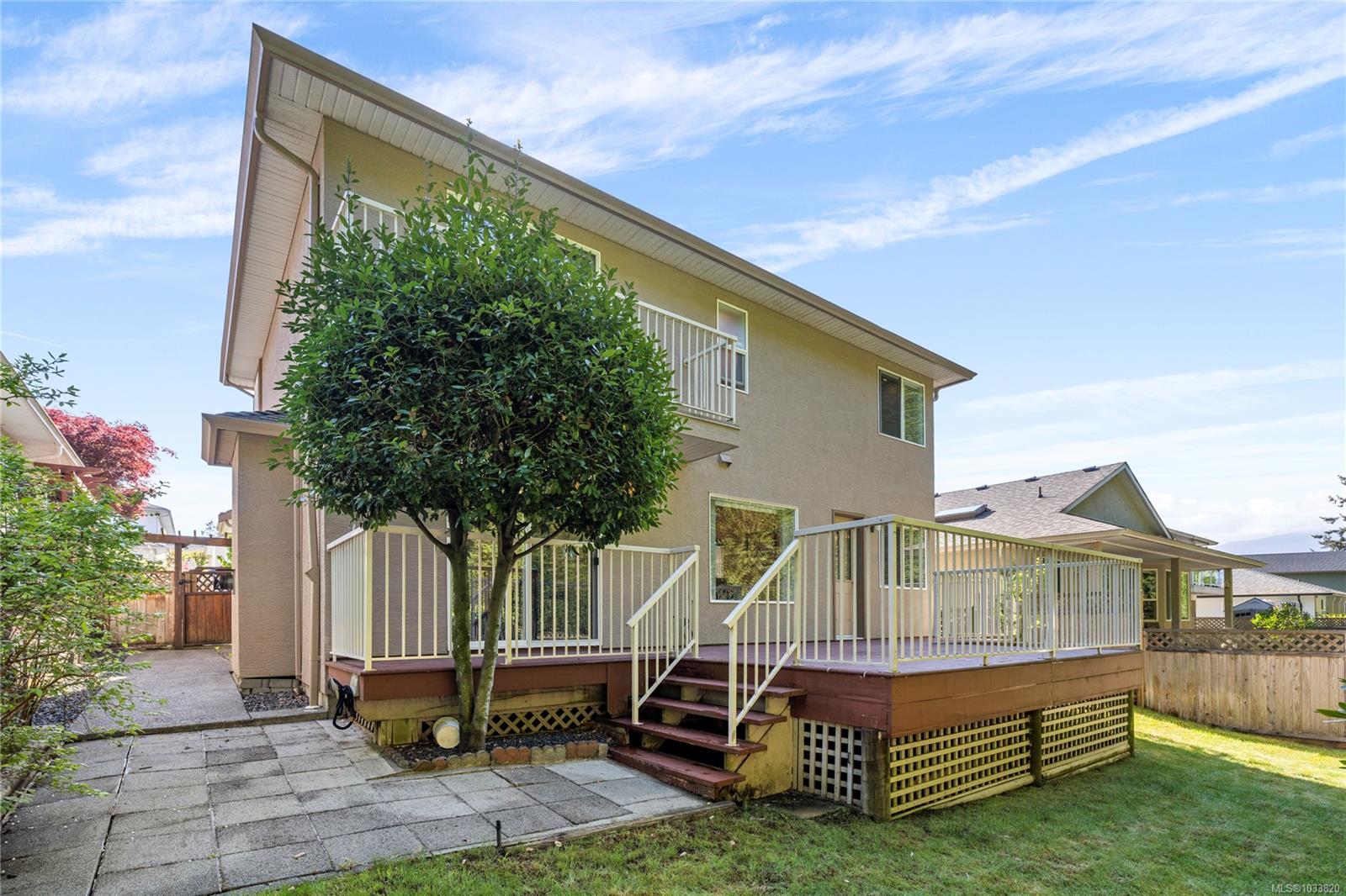 5857 Quarry Cres