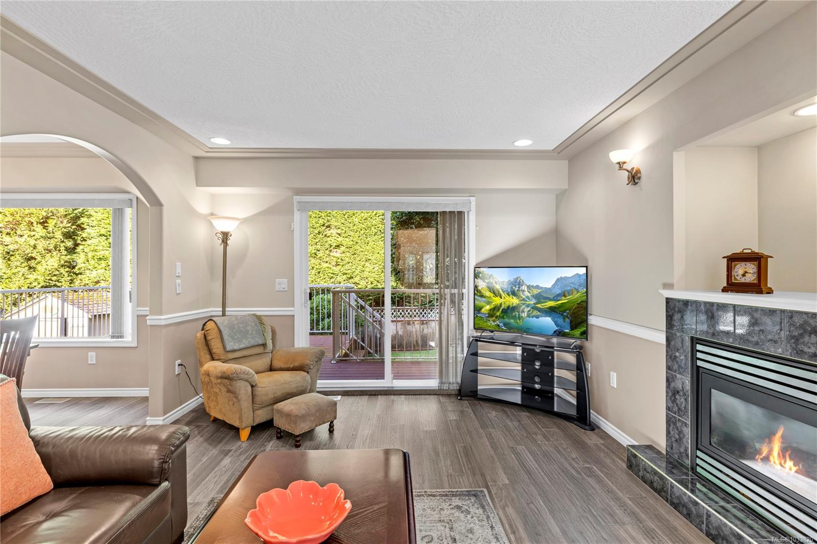 5857 Quarry Cres