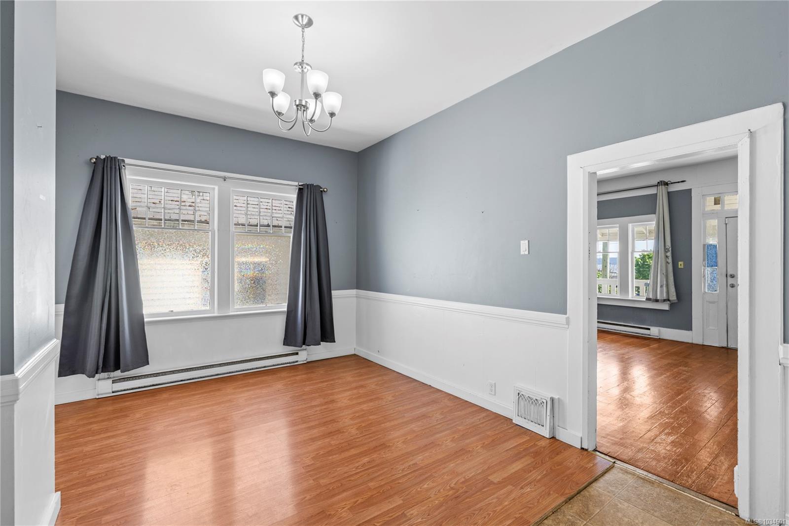 36 Irwin St