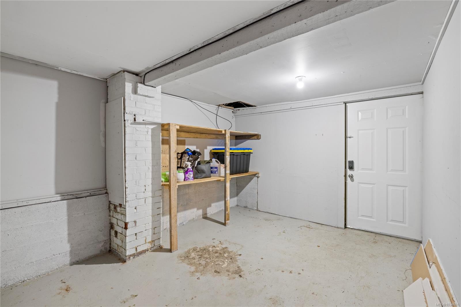 36 Irwin St