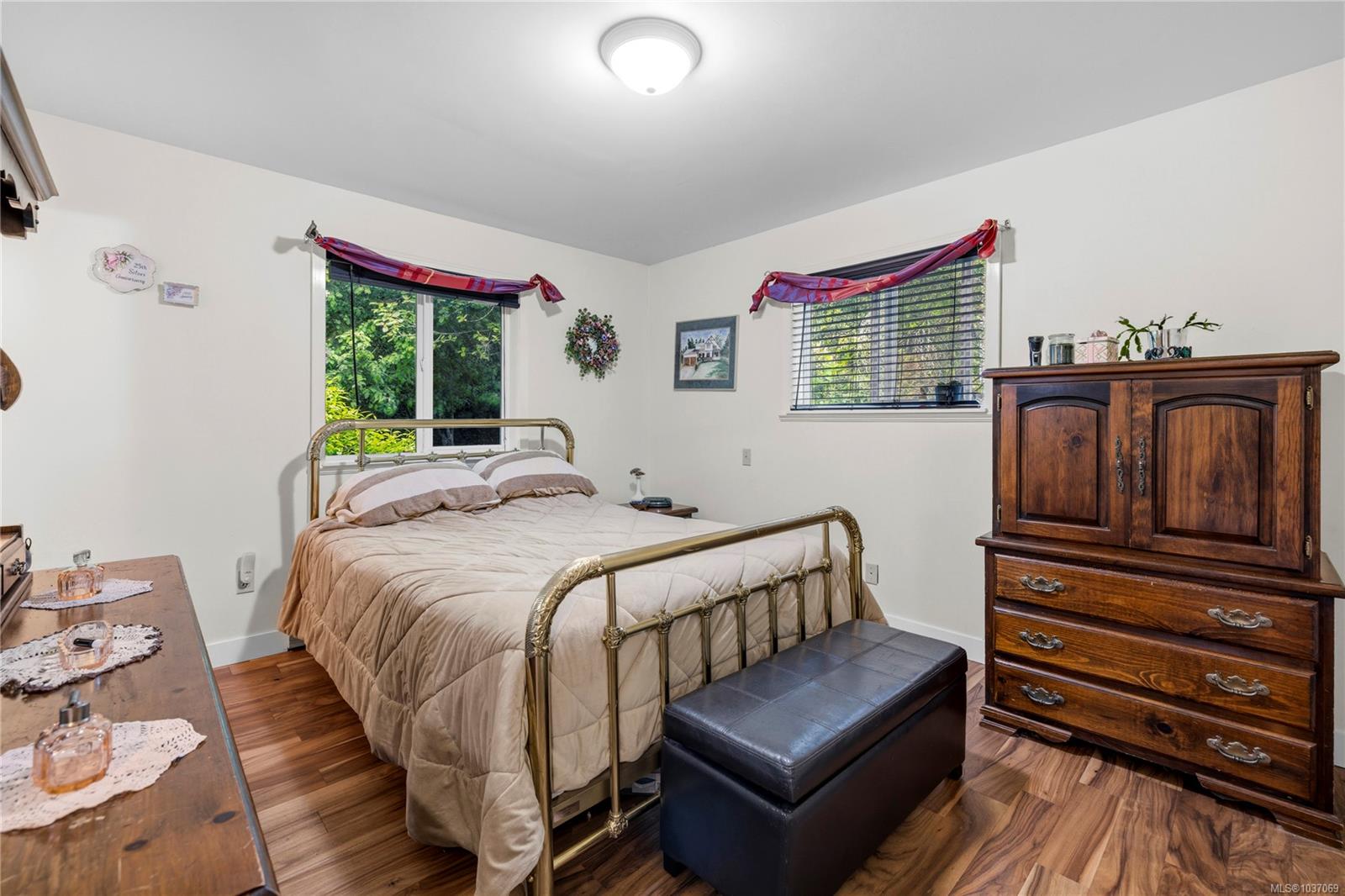2109 Lakeside Dr