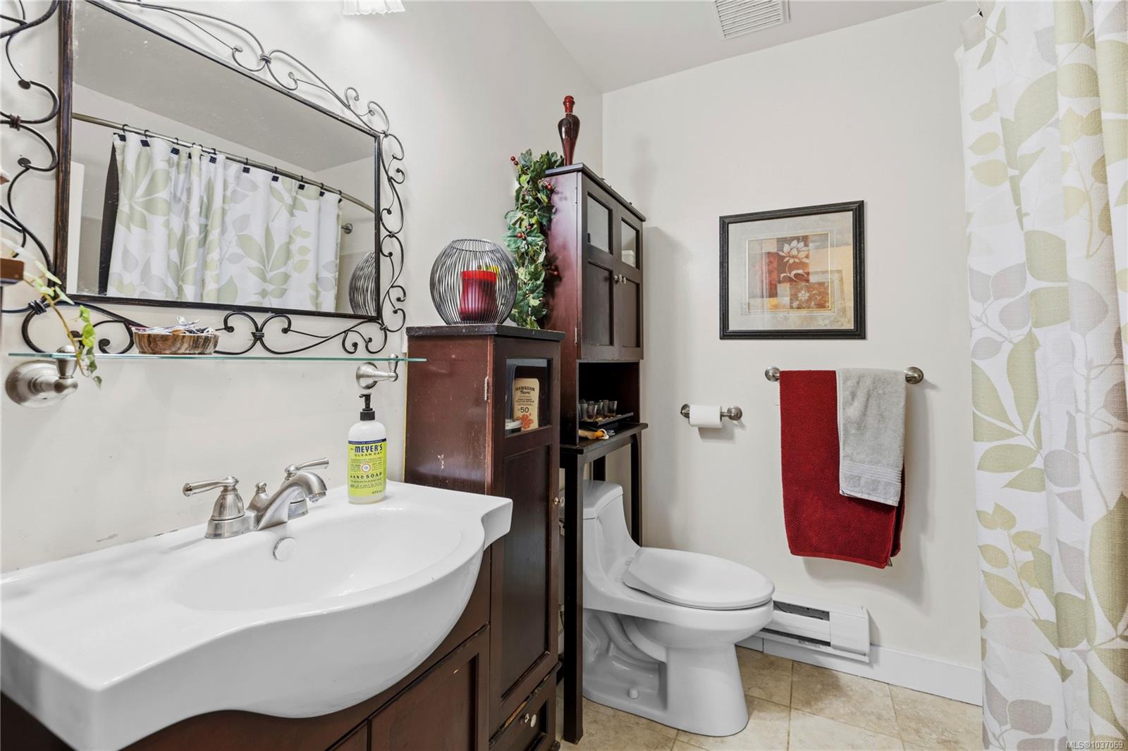 2109 Lakeside Dr