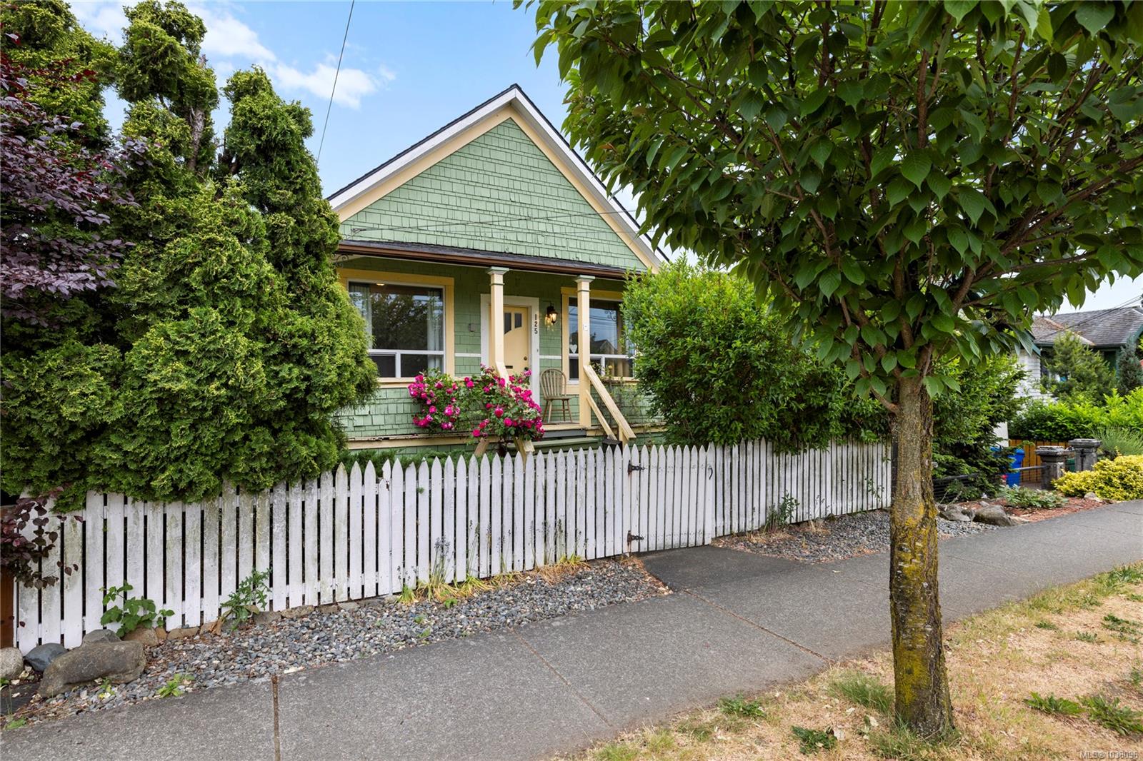 125 Victoria Rd