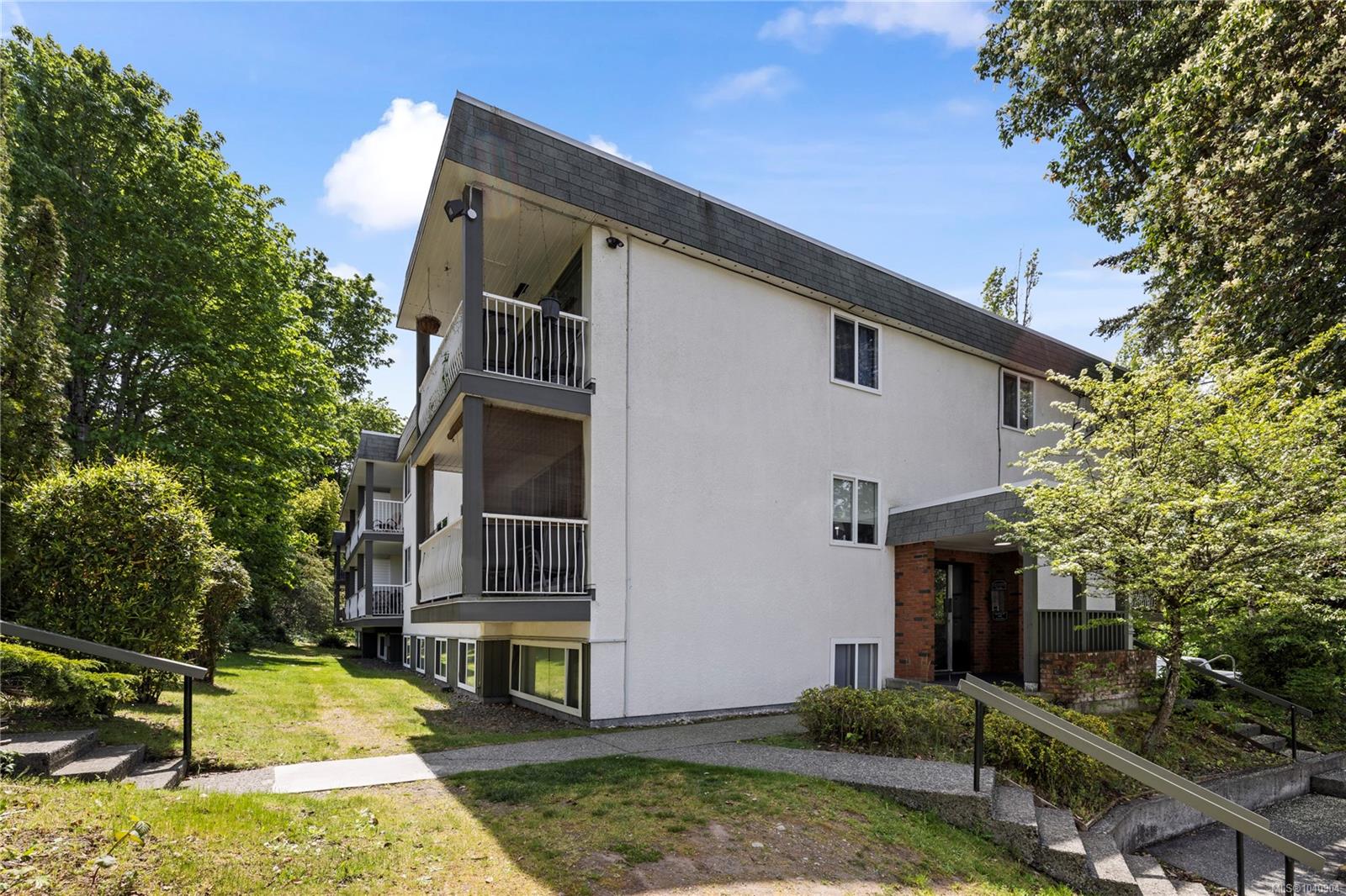 999 Bowen Rd #5208