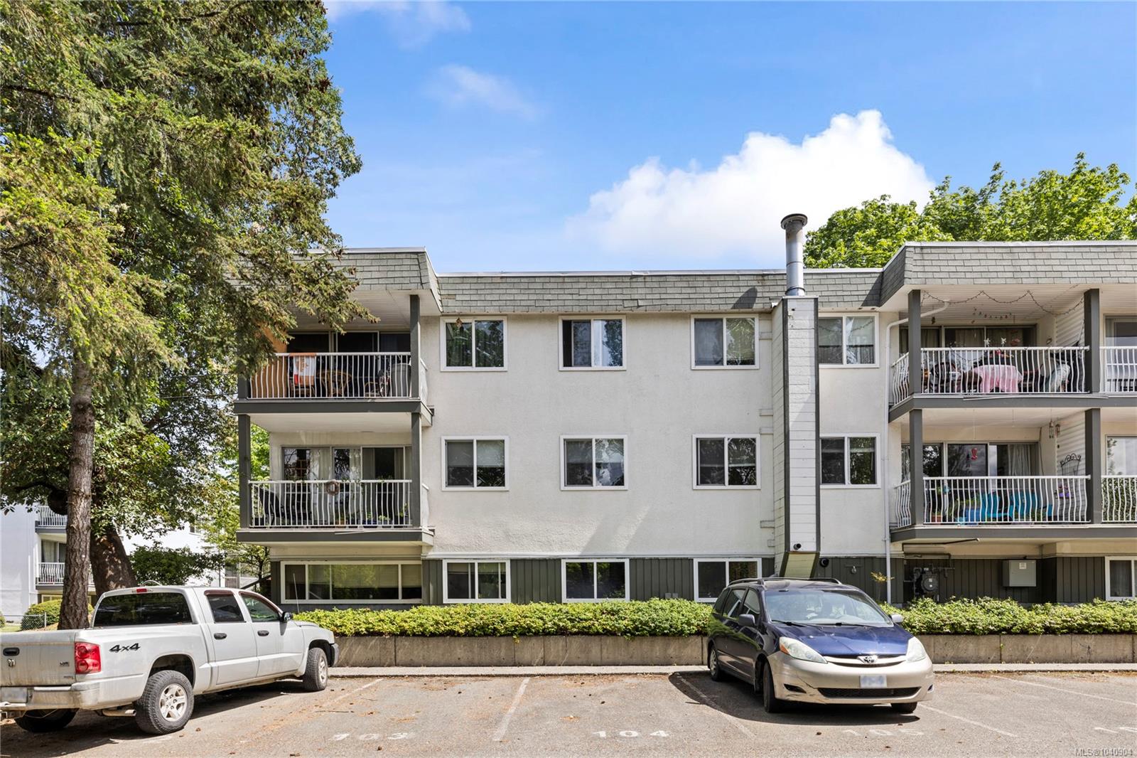 999 Bowen Rd #5208