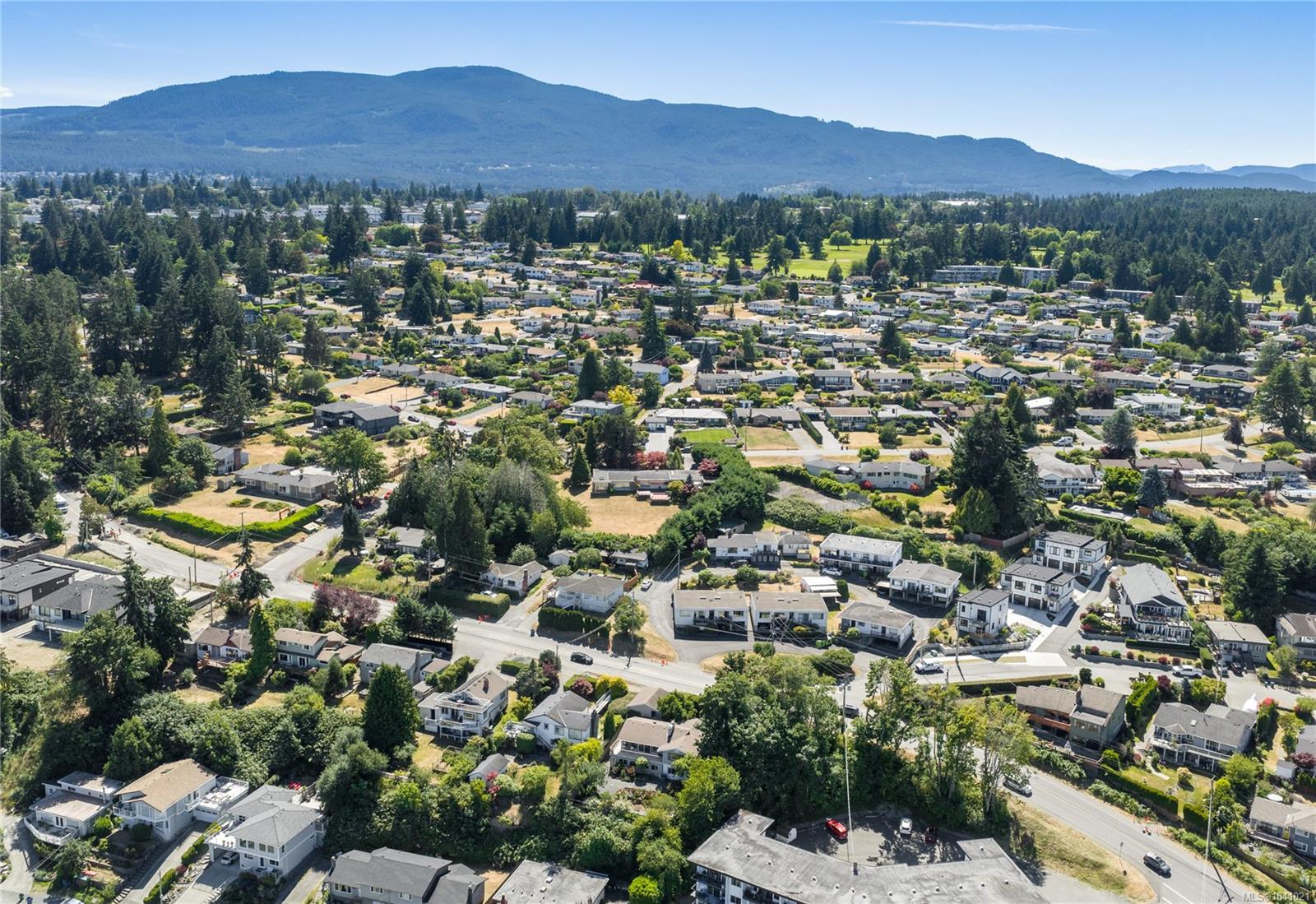 2640 Departure Bay Rd
