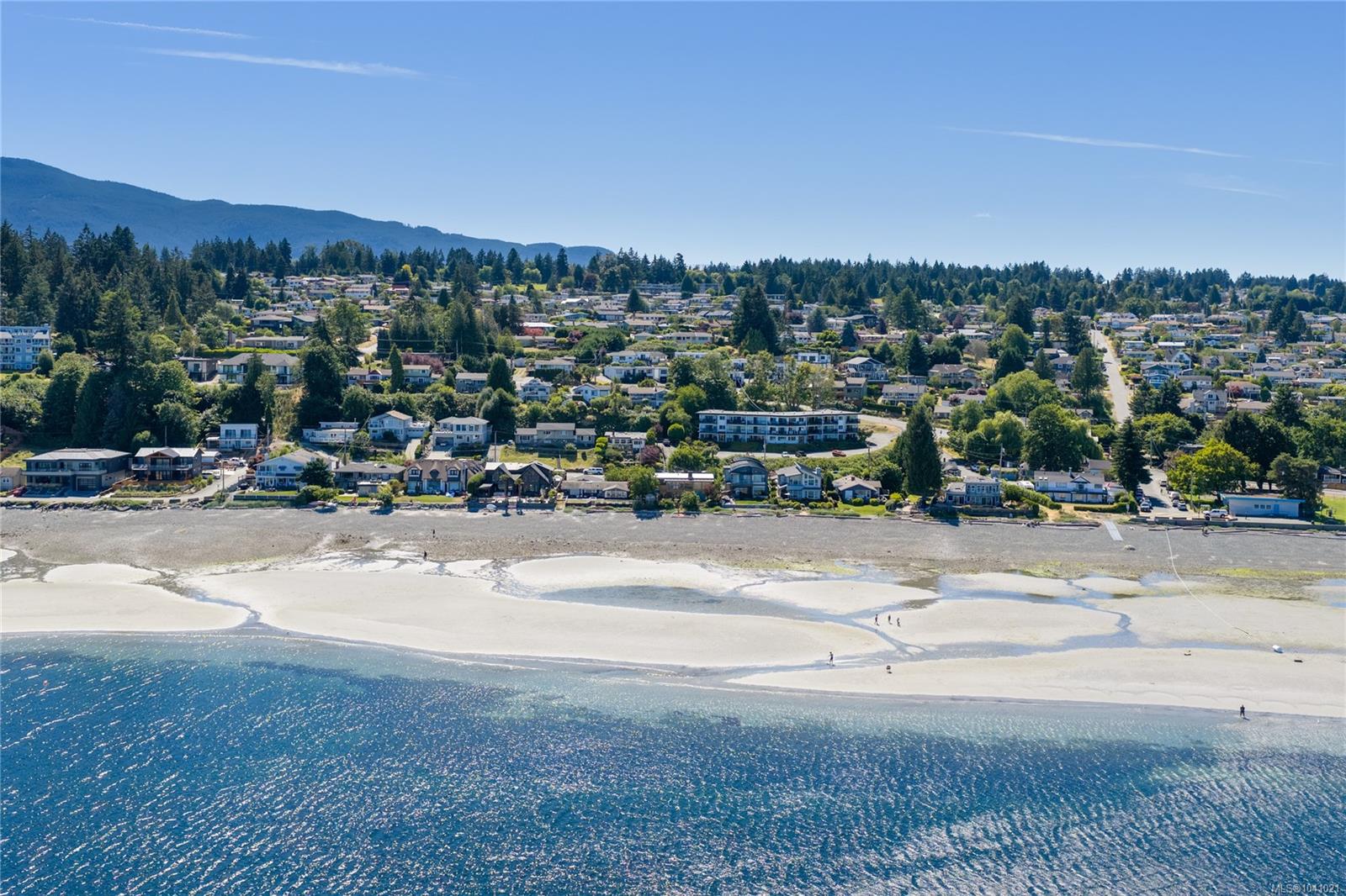 2640 Departure Bay Rd