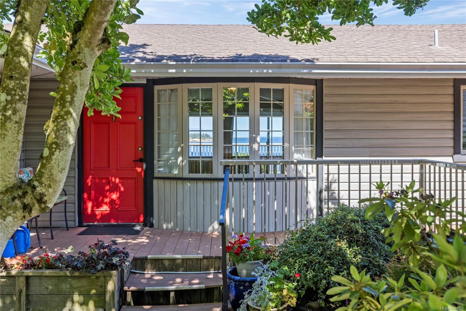 2640 Departure Bay Rd