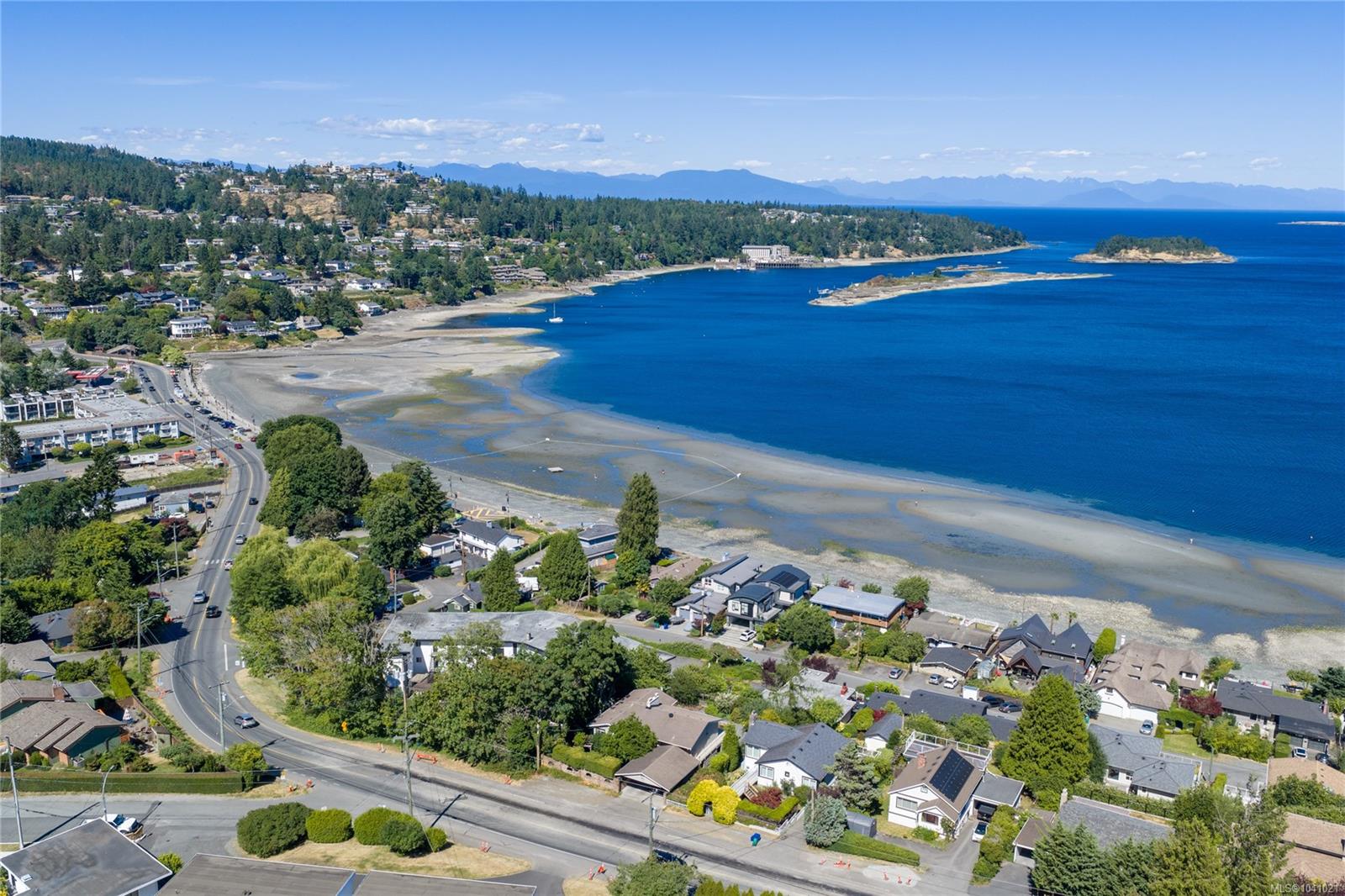 2640 Departure Bay Rd