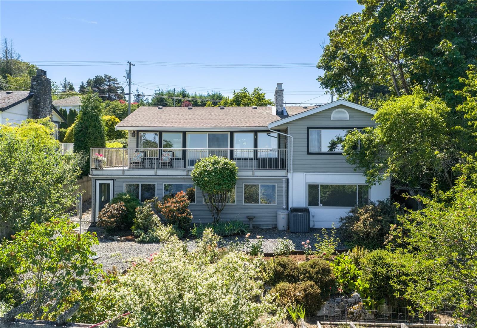2640 Departure Bay Rd