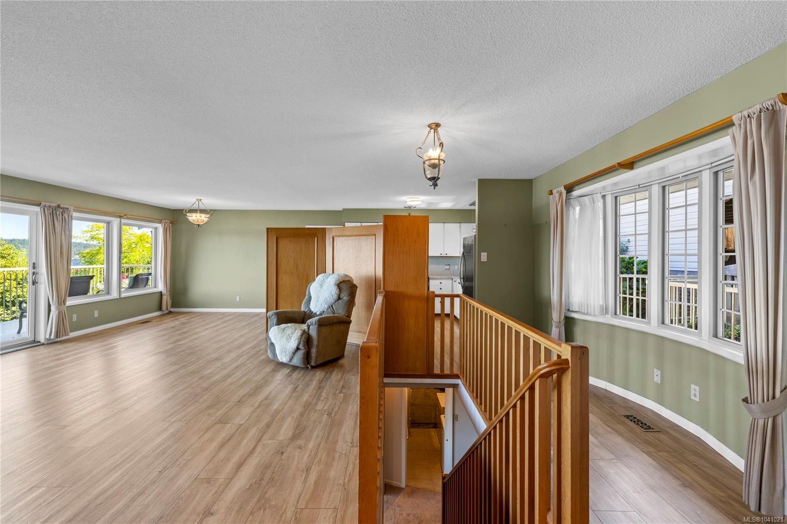 2640 Departure Bay Rd