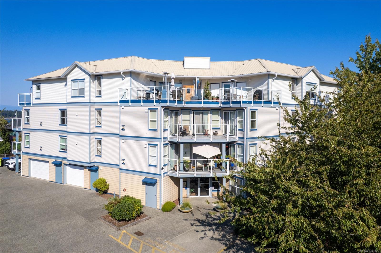 650 Prideaux St #401