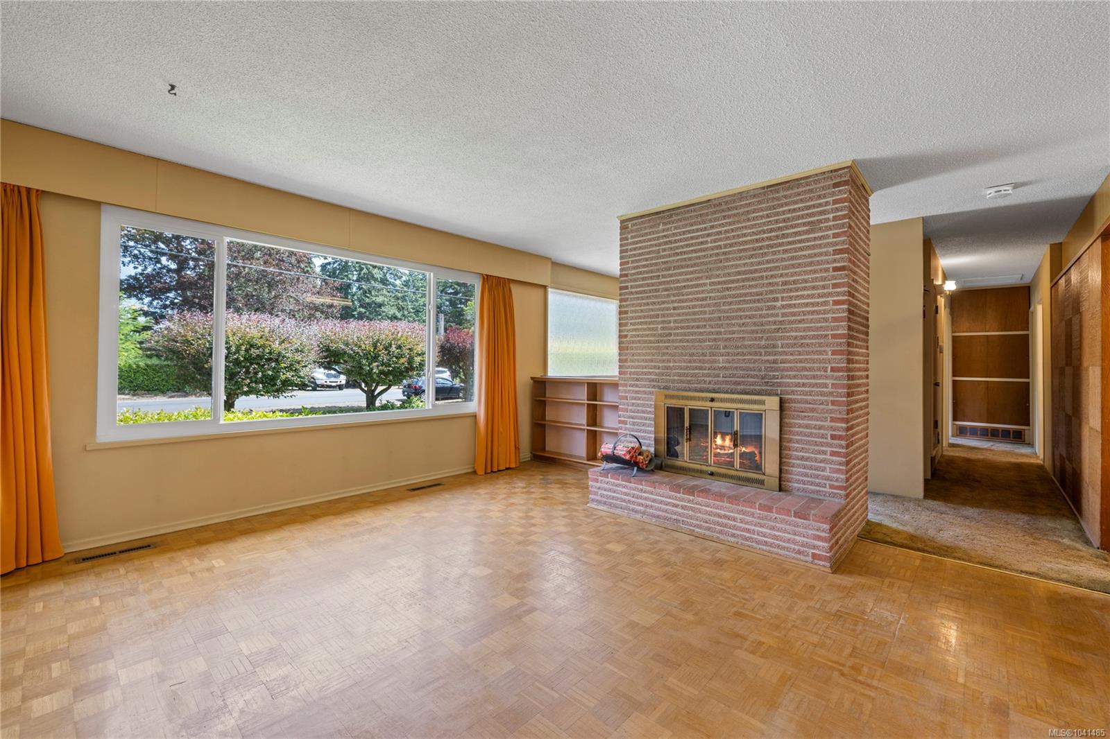 2365 Marlborough Dr