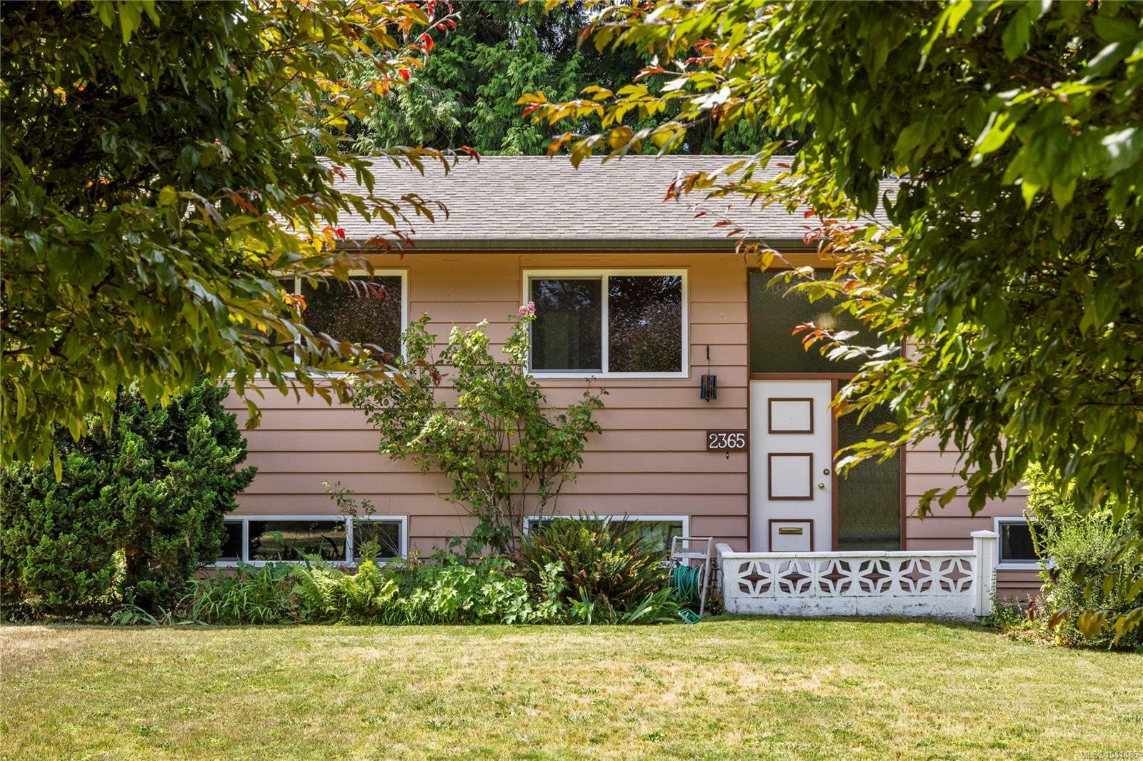2365 Marlborough Dr