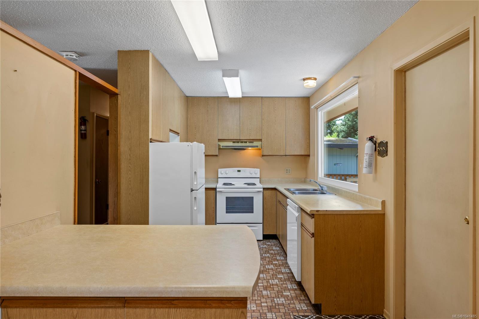2365 Marlborough Dr