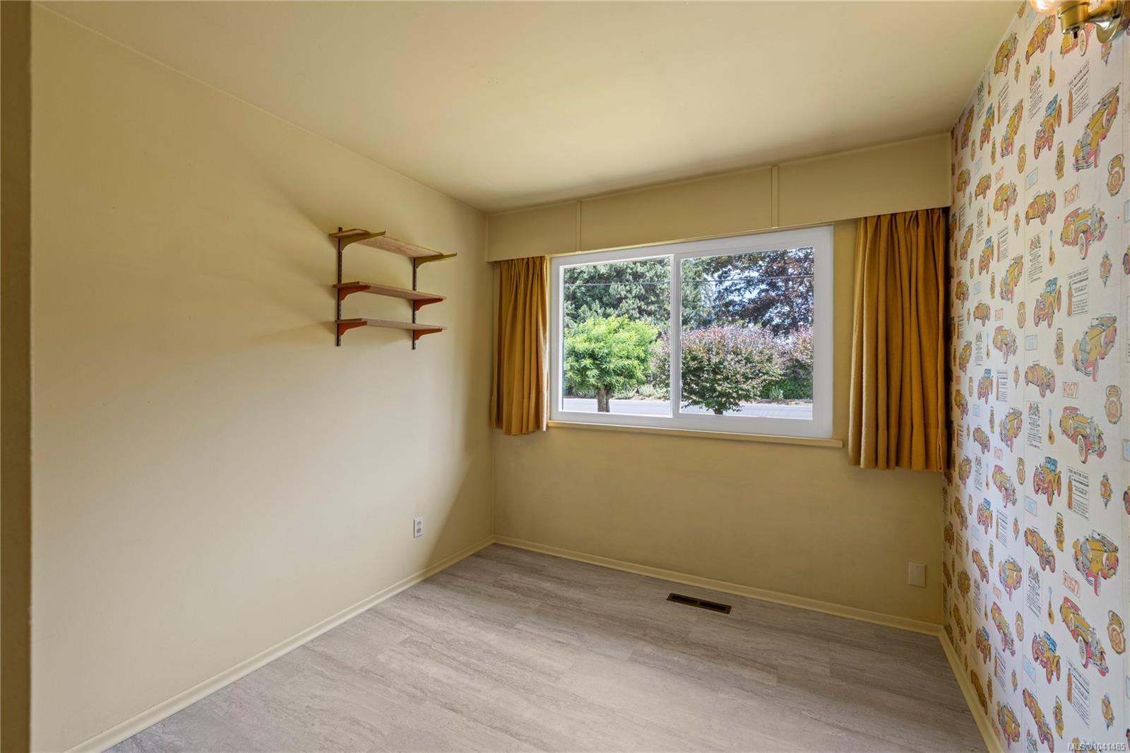 2365 Marlborough Dr