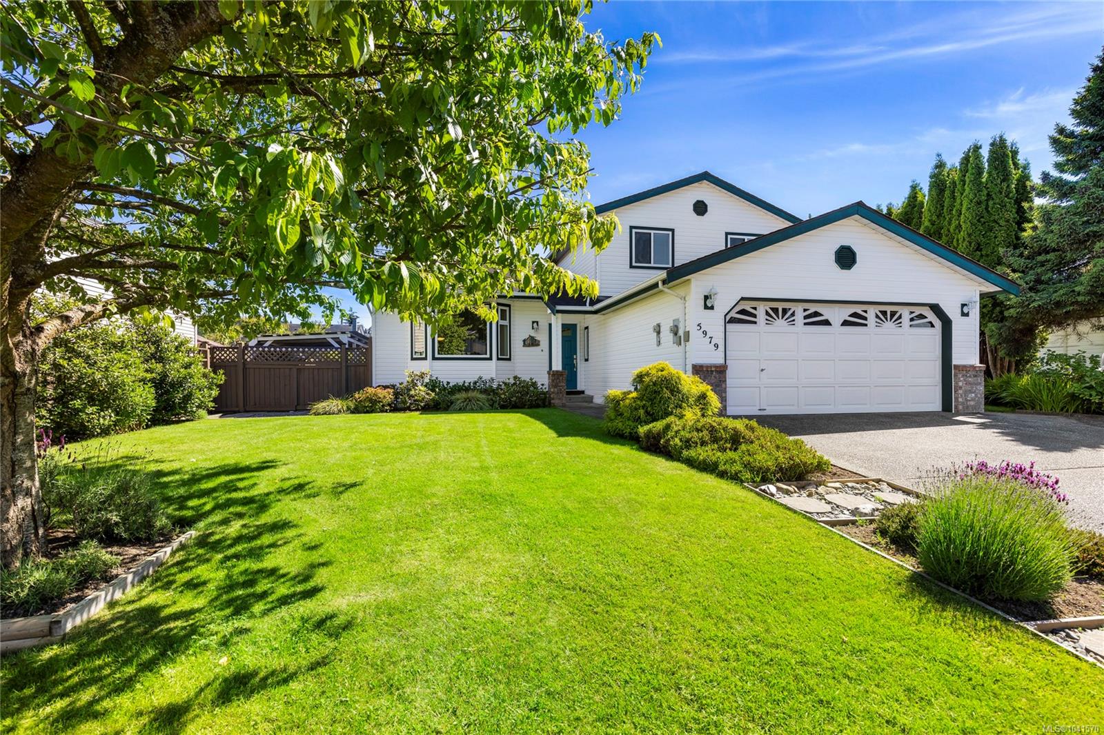5979 Devon Pl