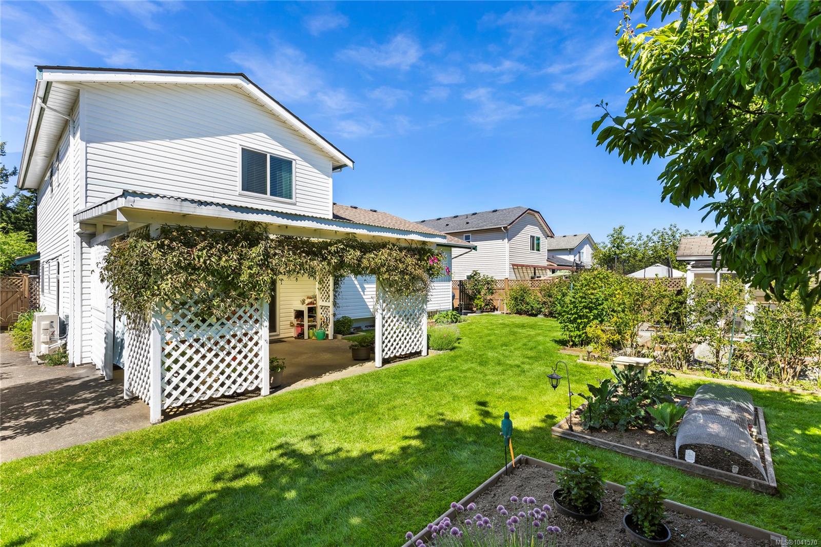 5979 Devon Pl