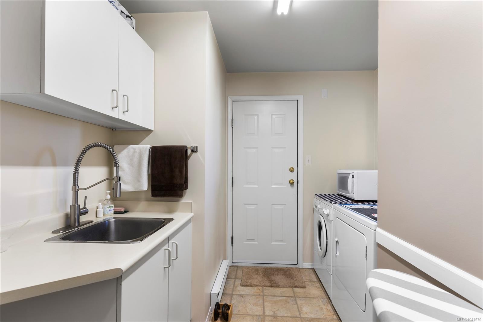 5979 Devon Pl