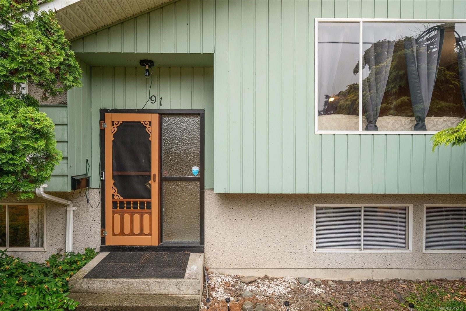 91 Garner Cres