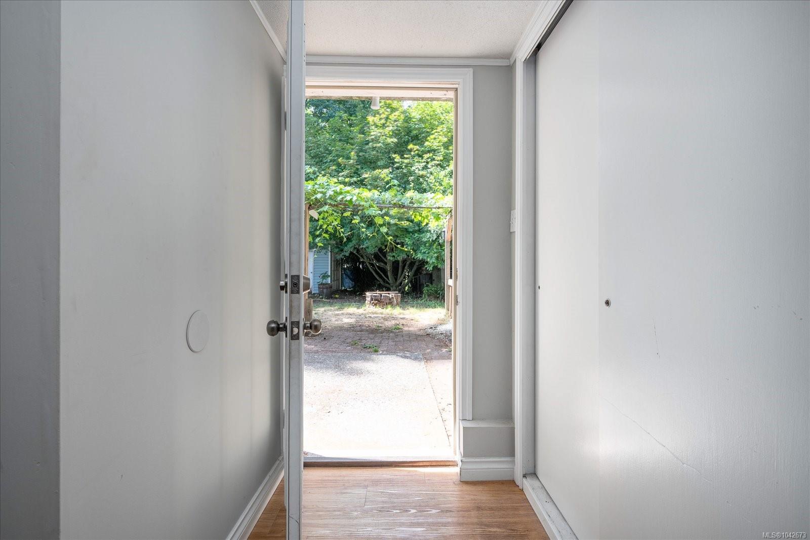 261 Villa Rd