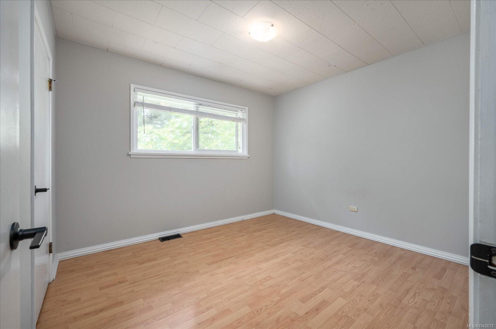 261 Villa Rd