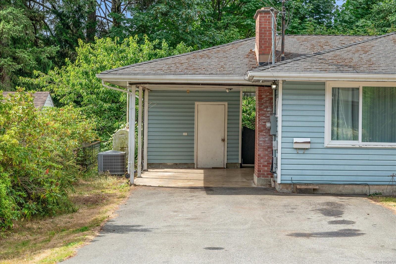 261 Villa Rd