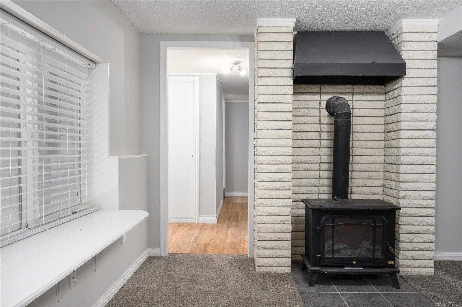 261 Villa Rd