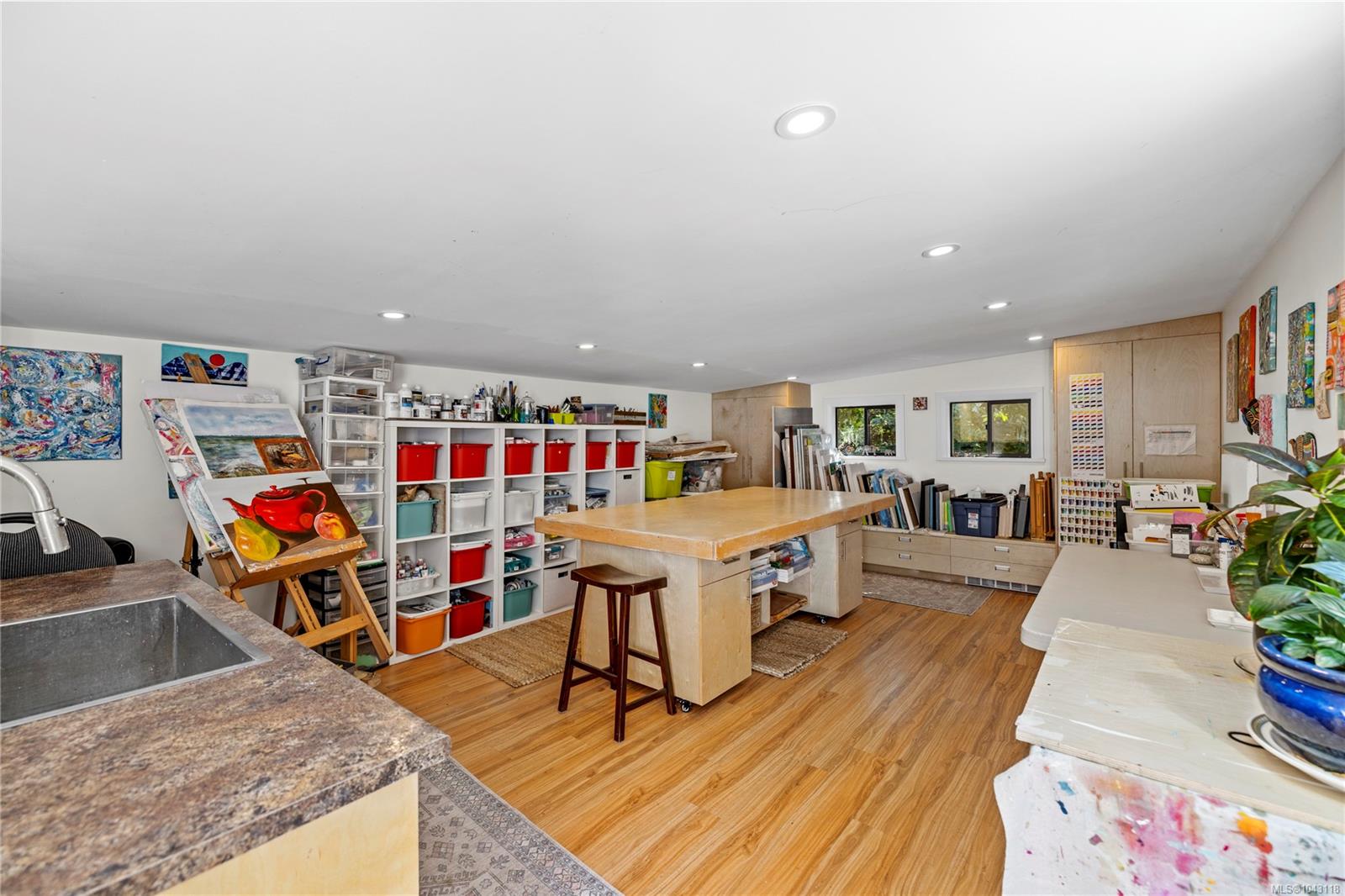 2497 Enefer Rd