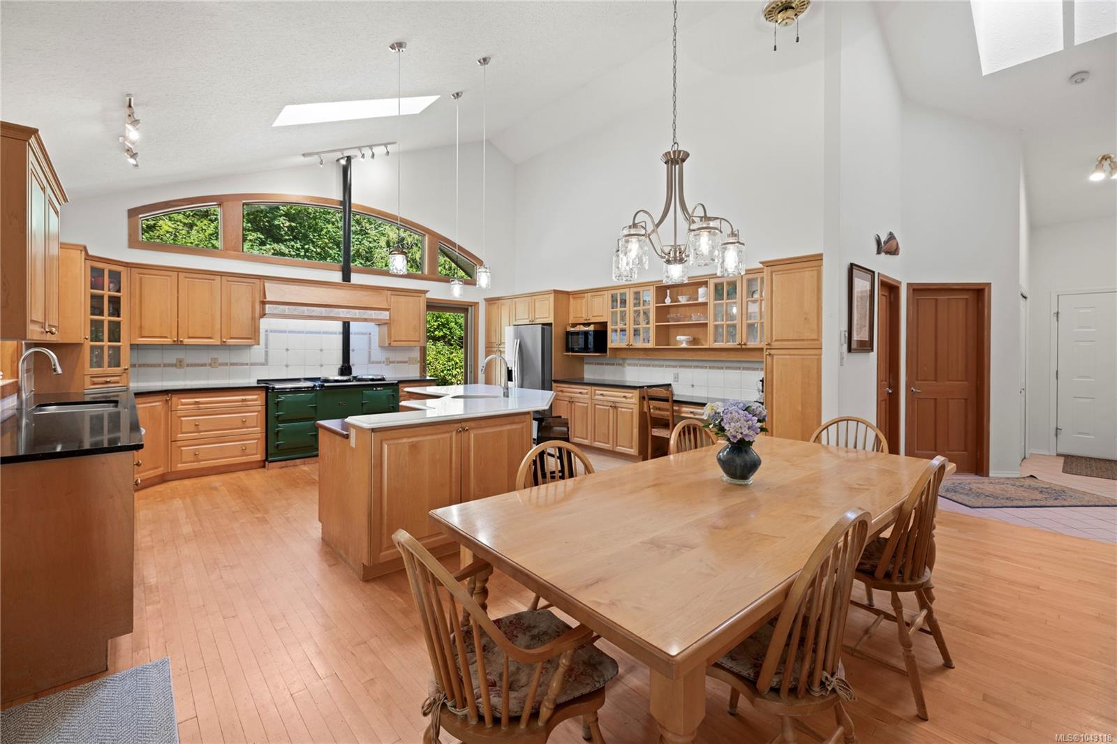 2497 Enefer Rd