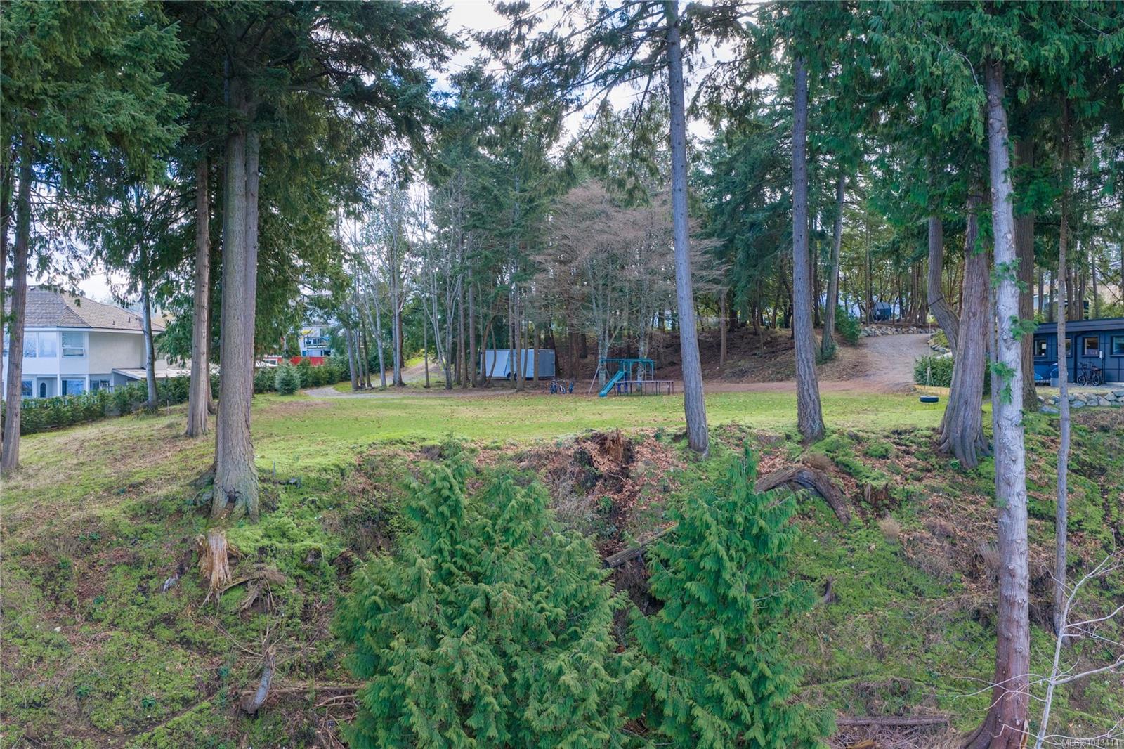 6208 Icarus Dr