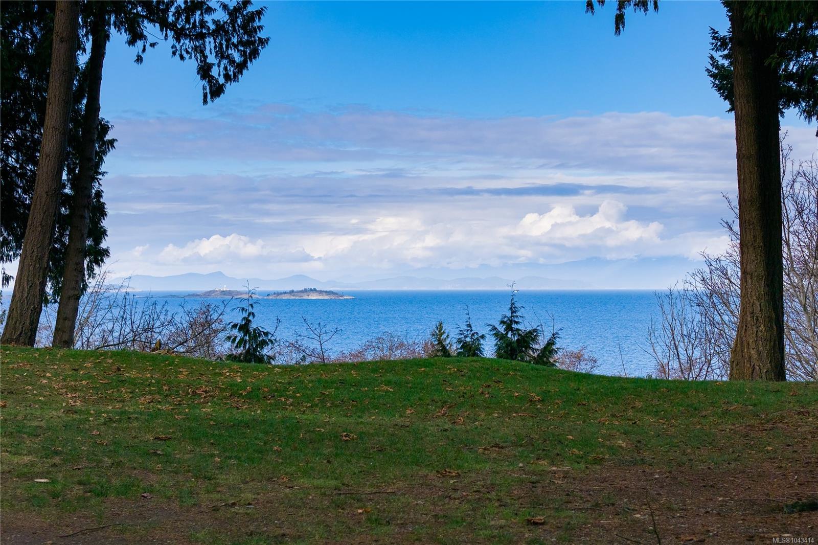 6208 Icarus Dr
