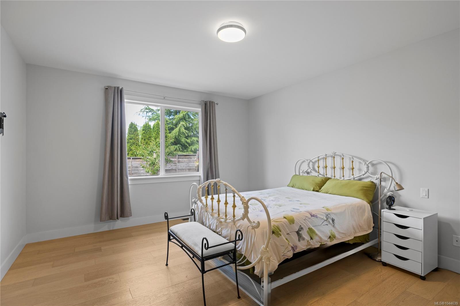 1312 Langara Dr