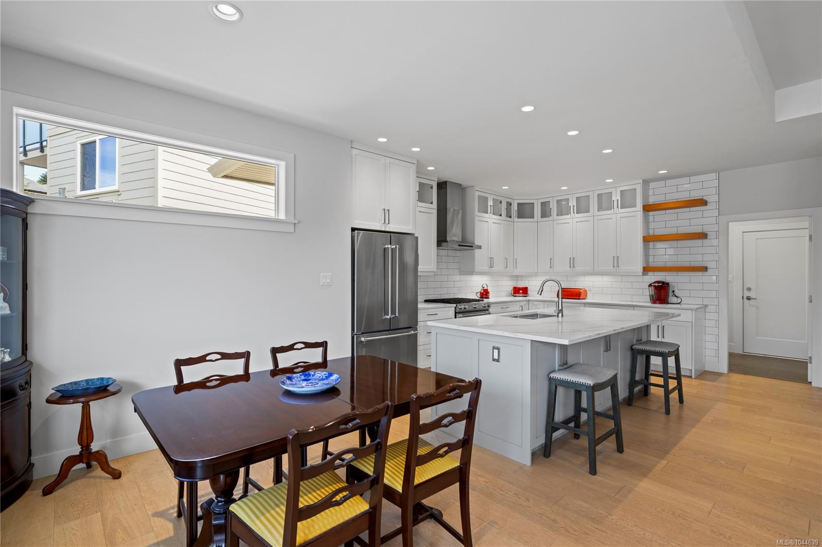 1312 Langara Dr
